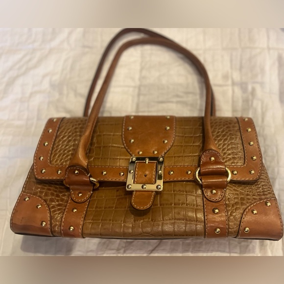 MICHAEL MICHAEL KORS Croc Embossed Brown Leather Handbag Gold Buckle Studs - Picture 2 of 13